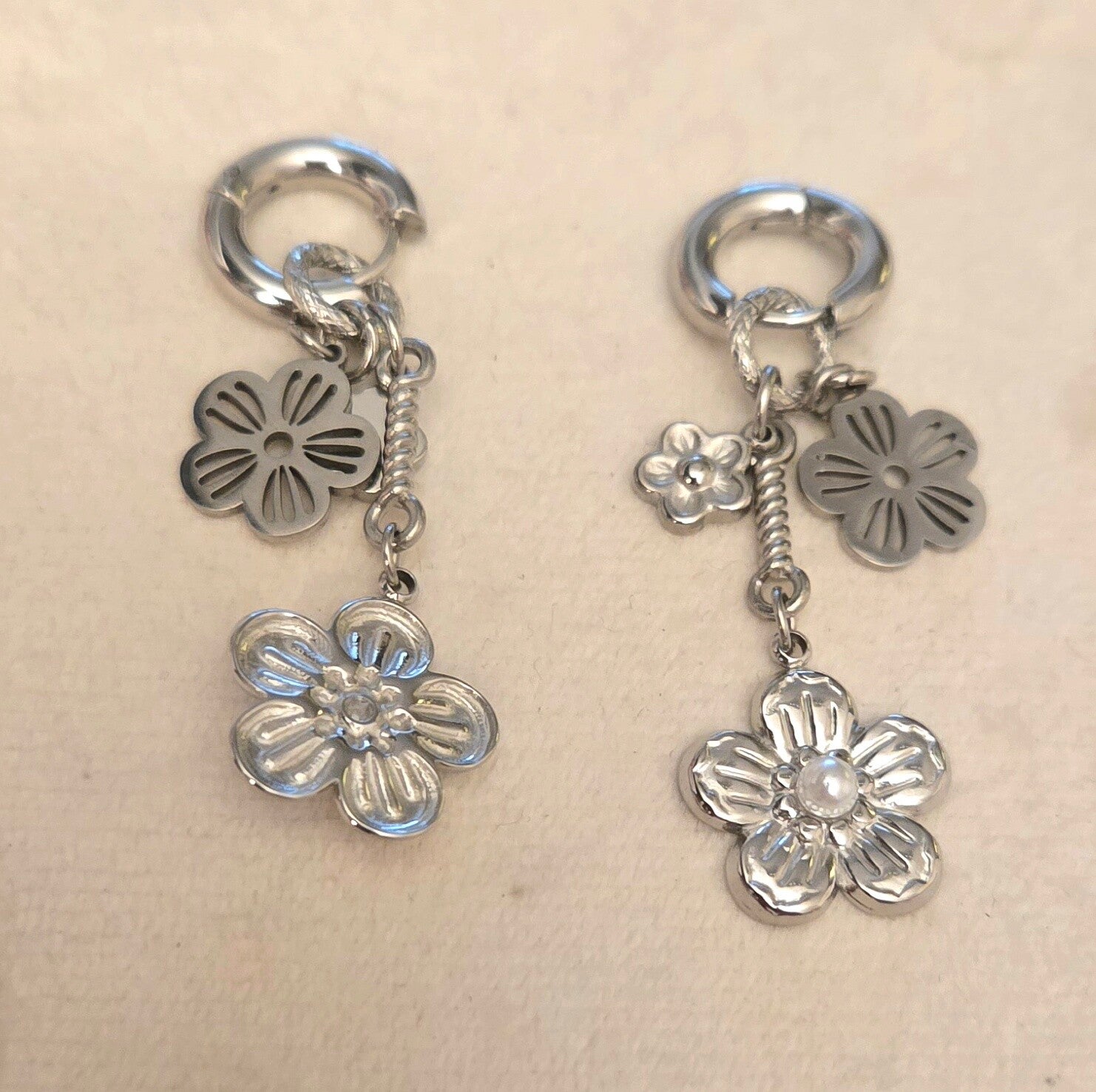 Oorbellen flow zilverkleurig Stainlesssteel