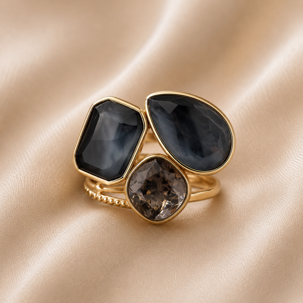 Ring  blue  stone.