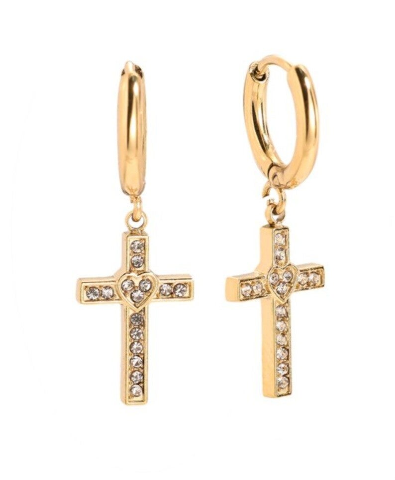 Kruisje  oorbellen met strassteentjes