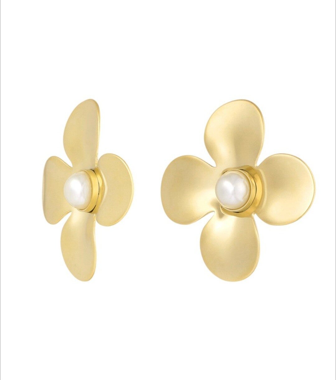 statement earrings floral pearl