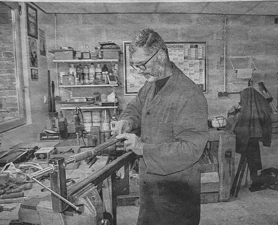 Portrait de l’armurier de Bronz’Armes 61