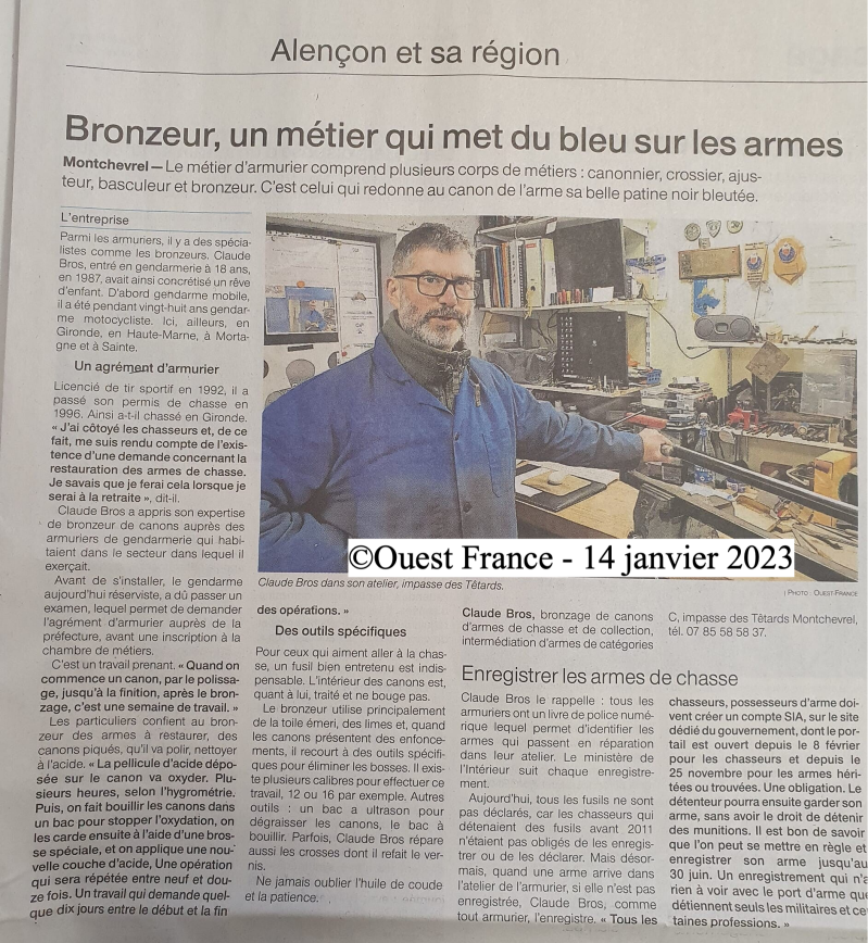 Bronzeur d'armes dans l'orne