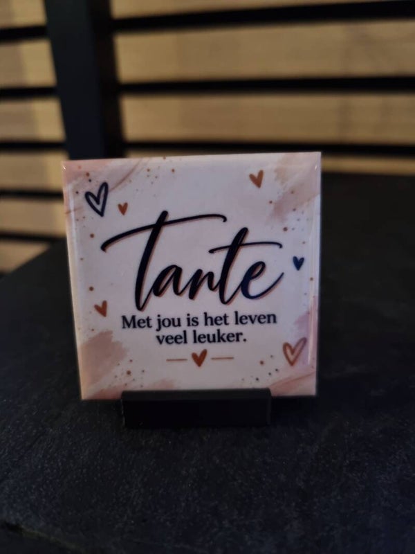 Tante, met jou is het leven veel leuker.