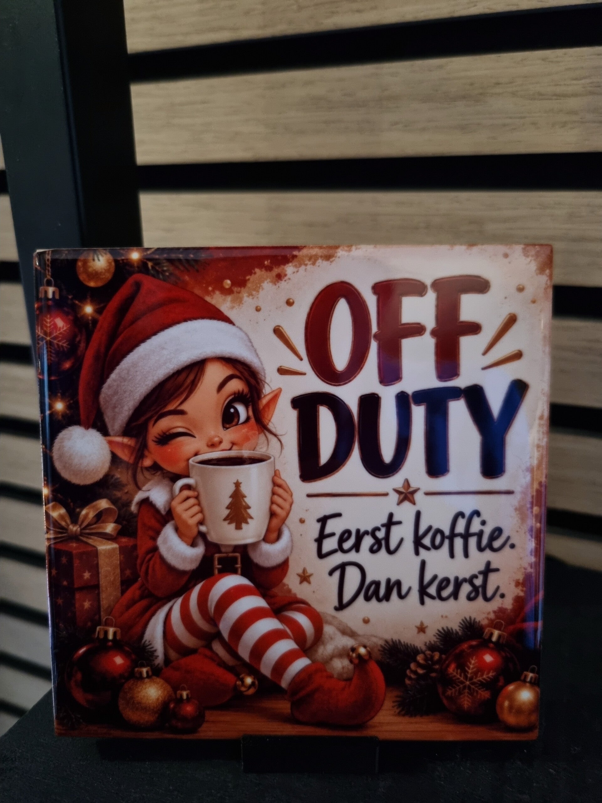 OFF DUTY. Eerst koffie. Dan kerst.
