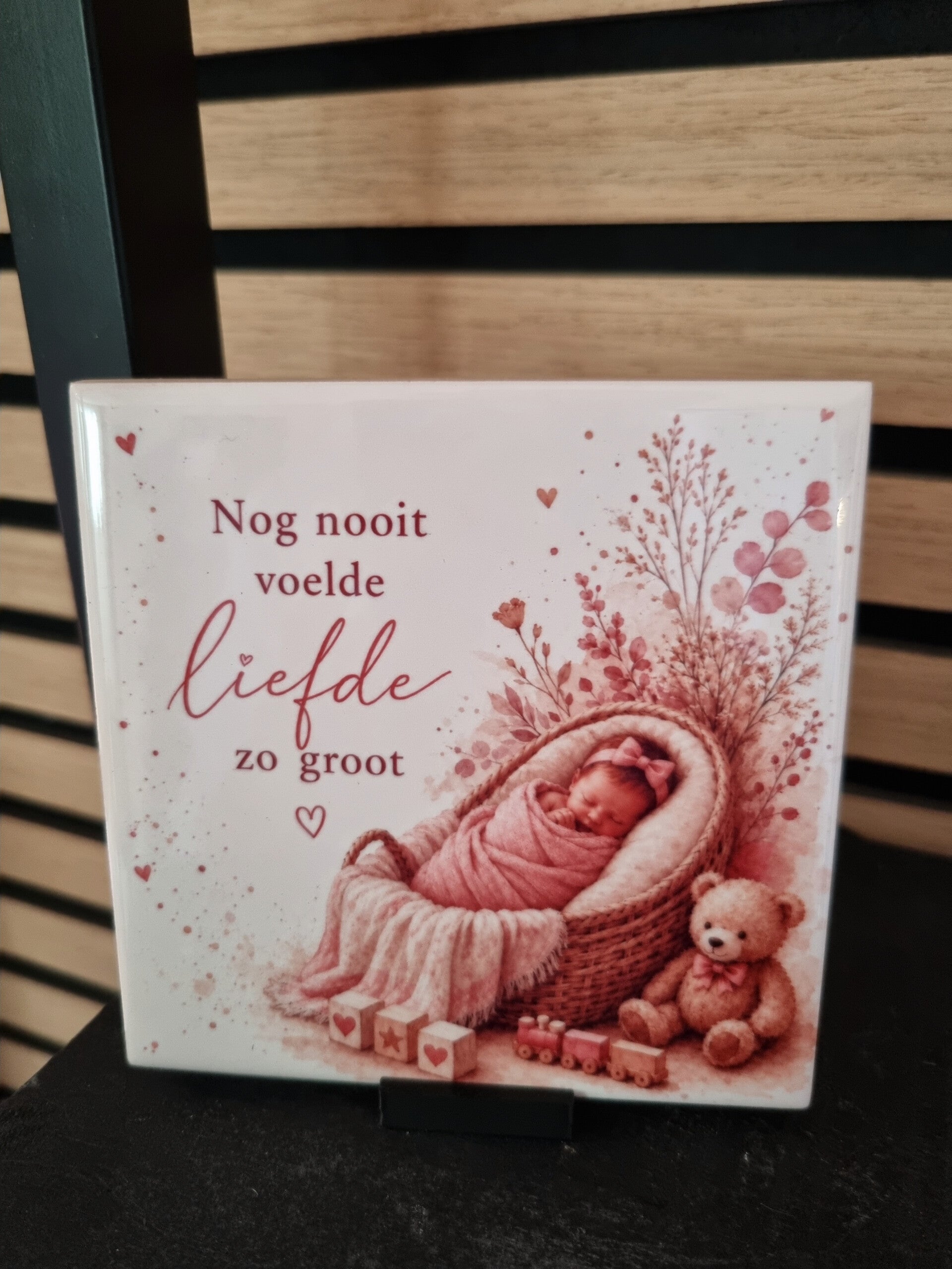 Nog nooit voelde liefde zo groot ♡ Meisje