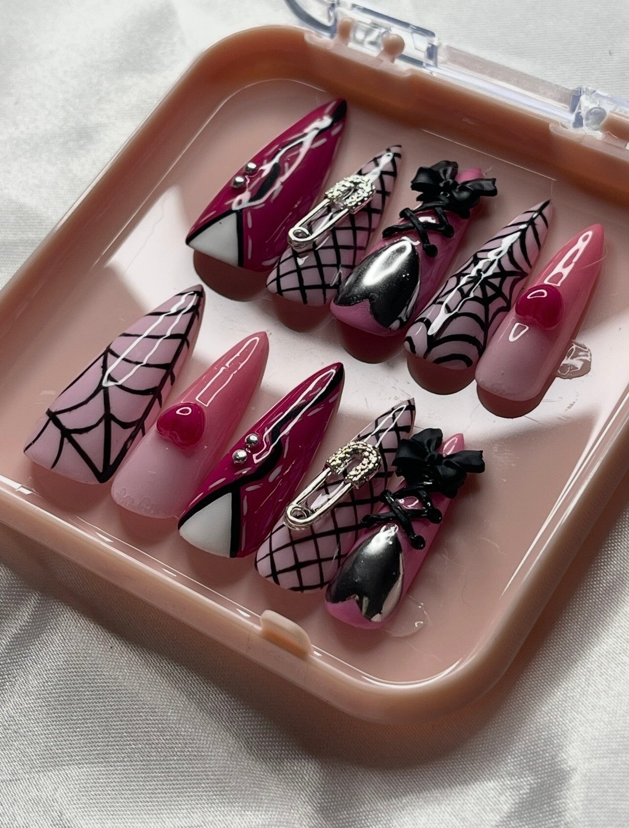Draculaura 🦇🩷