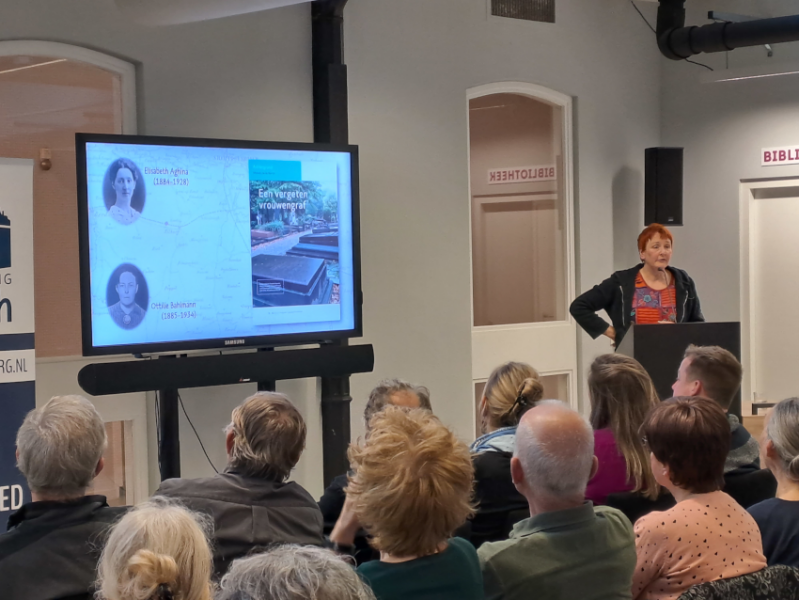 © 2023 Sandra van Dam