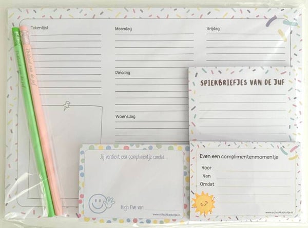--> Weekplanner | Spiekbriefjes van de juf | Twee complimentenblokjes | Twee potloden van de juf