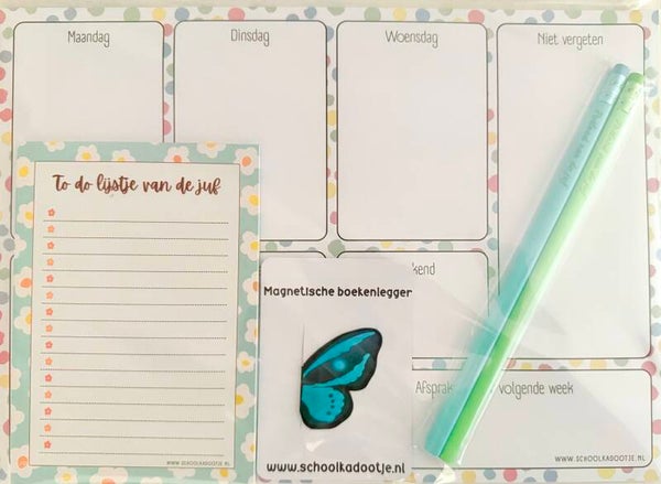 --> Weekplanner | To do lijstje van de juf | magnetische boekenlegger vlinder | Twee potloden van de juf