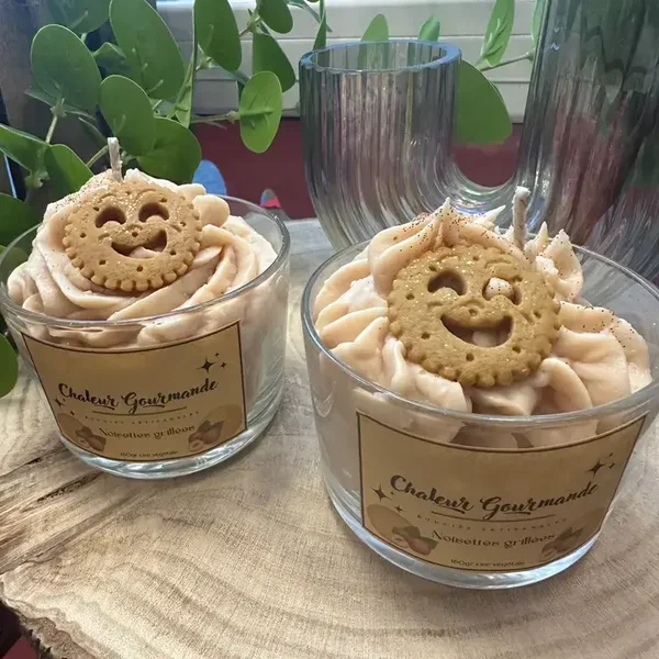 Kaars met Geroosterde Hazelnootsmaak 🌰✨