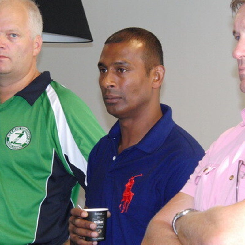 20090826luckyajax04.jpg