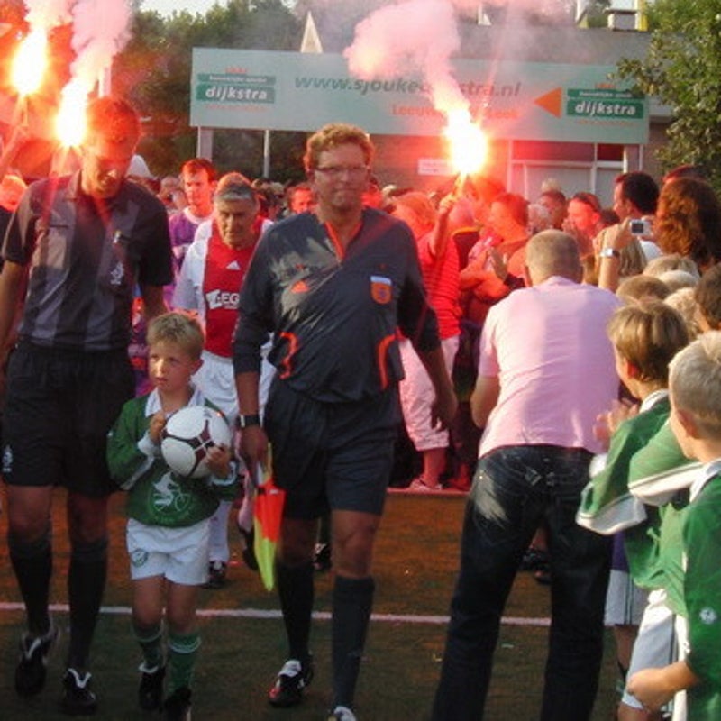 20090826luckyajax12.jpg