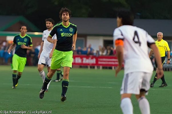 20132409luckyajax06.jpg