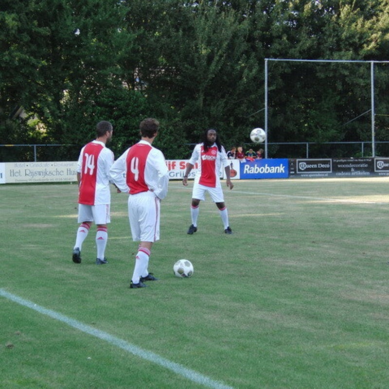 20120818luckyajax01.jpg