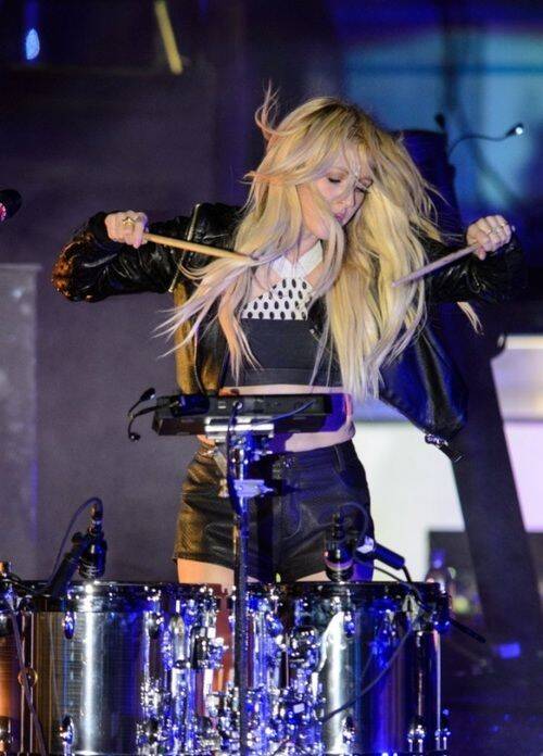 ellie-goulding-14-standard-se3occ.jpg