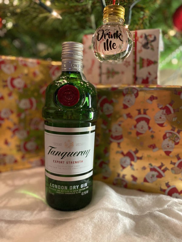 Gin Kerstbal Tanqueray gin