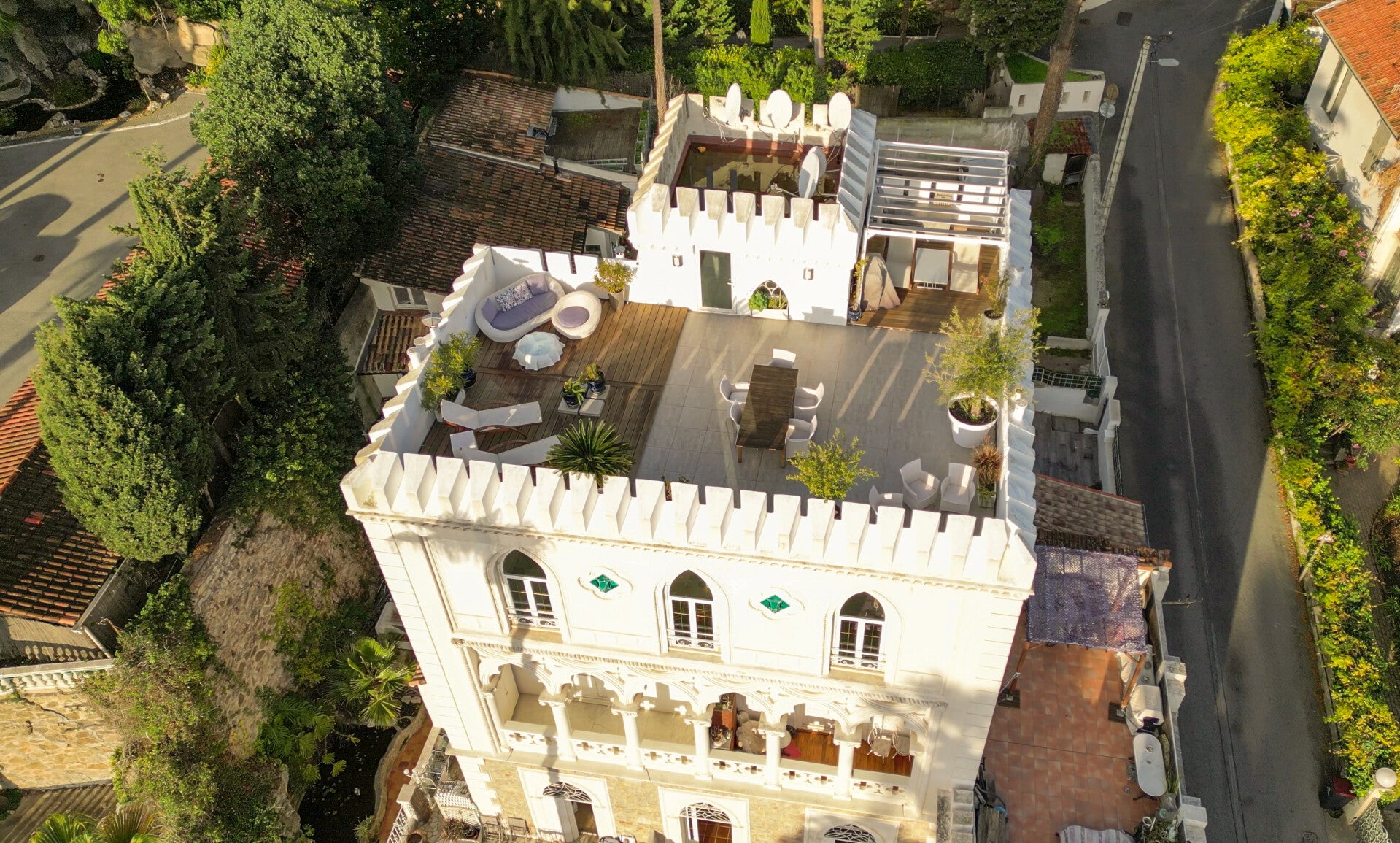 MAISON A VENDRE A GOLFE JUAN (06)