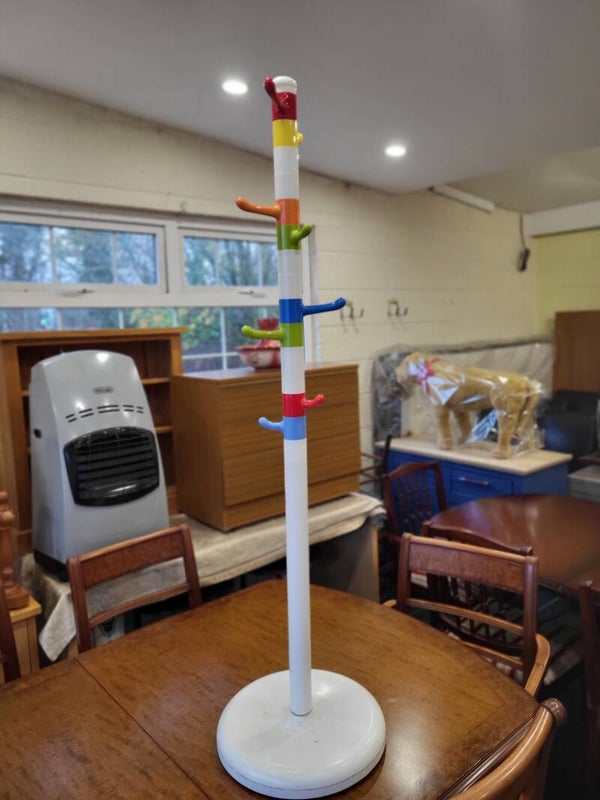Child's coat stand