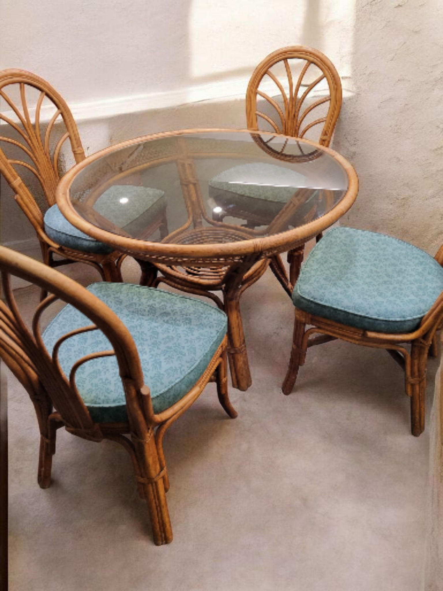 Conservatory Table and 4 Chairs