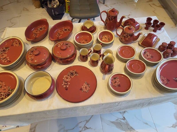 Lovely large collection of Denby Damask