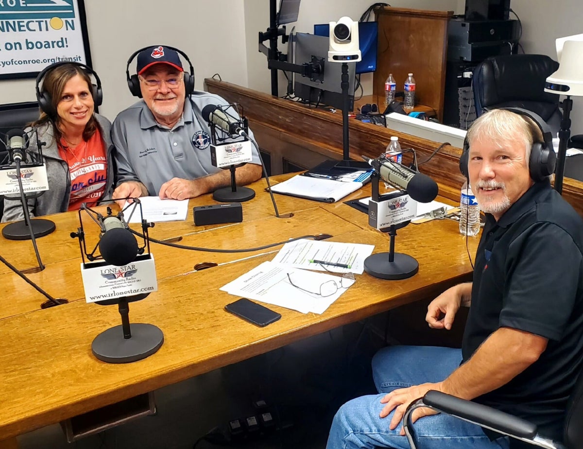 Cruisin car club talk helps local car club promote events and ...