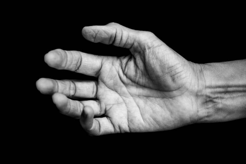 helping hand_eric simons