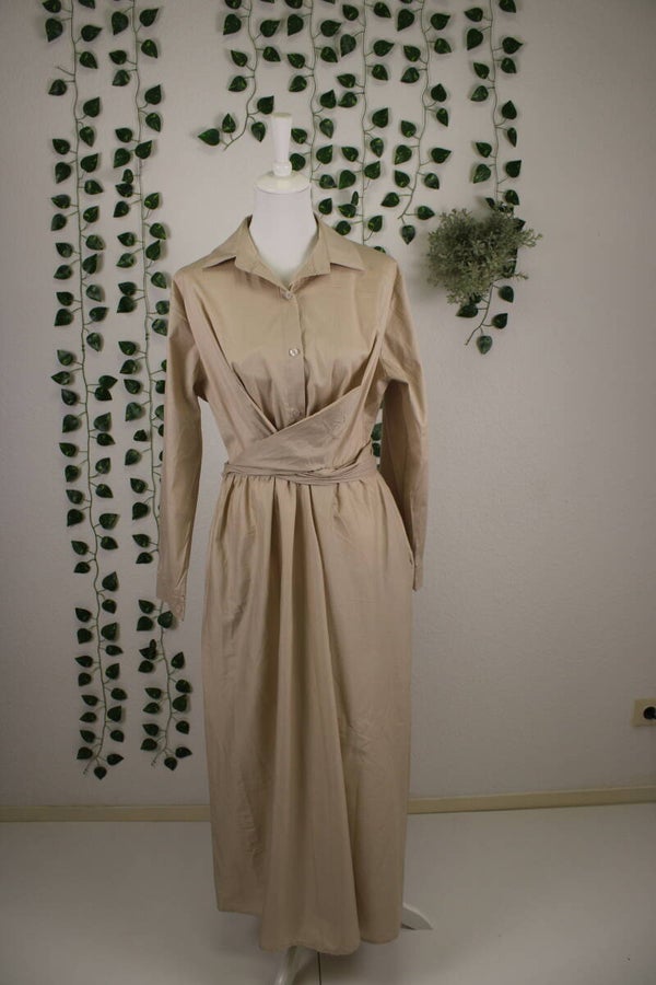 Nazli - Kleid Vorne Mit Knöpfe