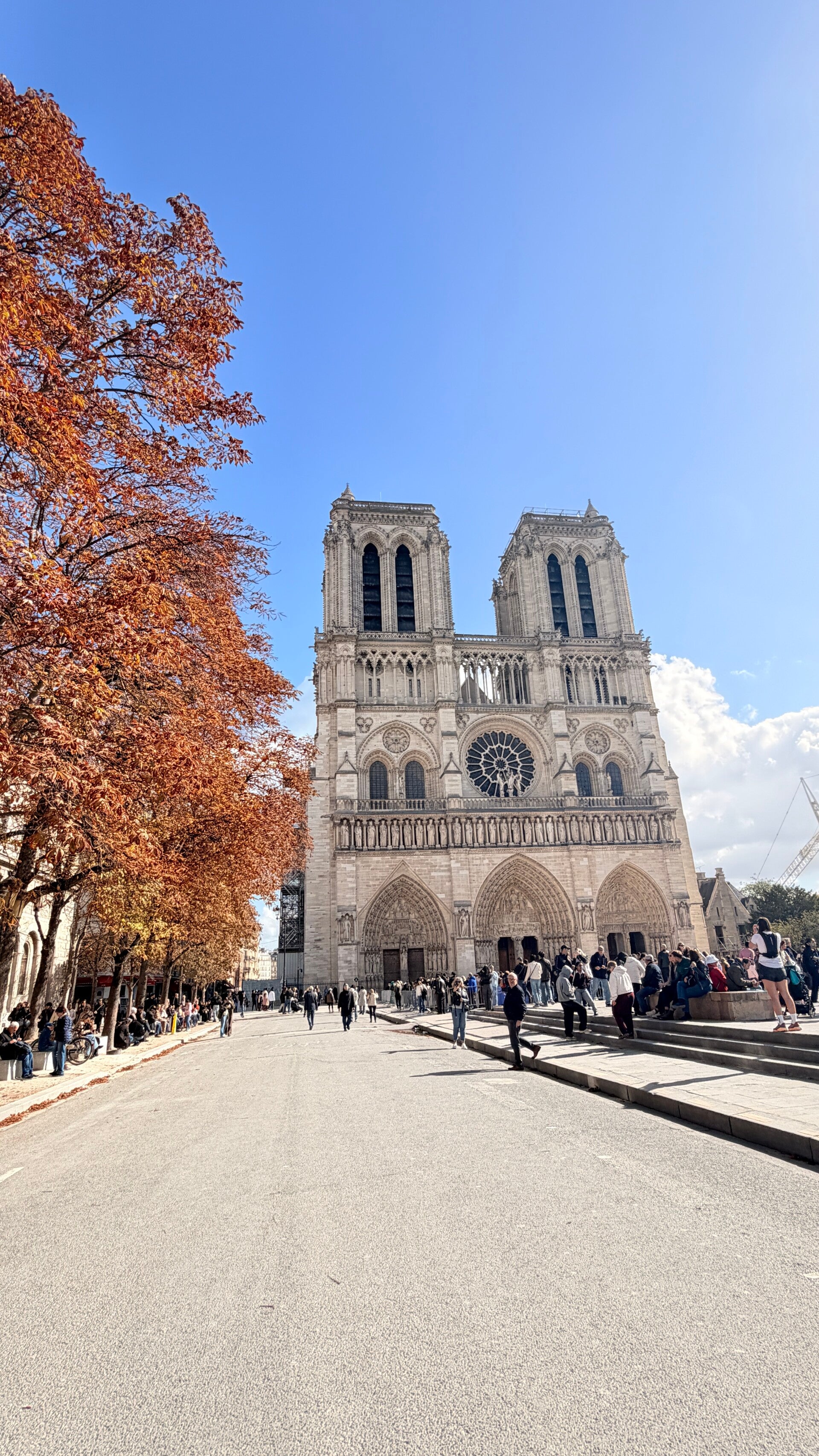 Nhà Rhờ Đức Bà Paris