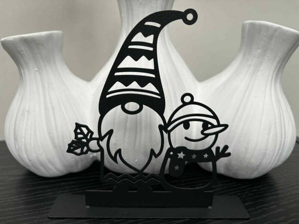 Metalen kerstfiguur (kaboeter+sneeuwman)