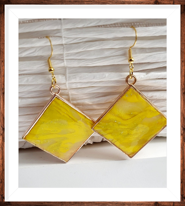 Boucles d’oreilles dorées