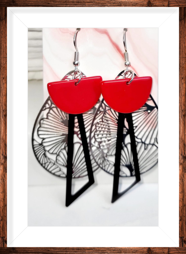 Boucles d’oreilles argentées noires et rouges