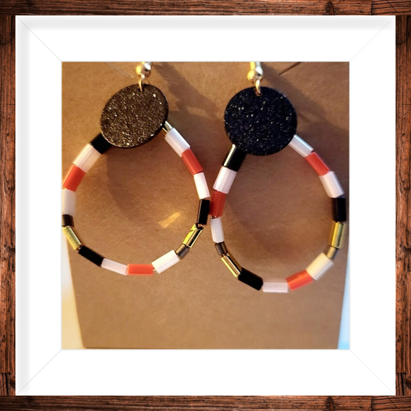 boucles d' oreilles  crochets dorés
