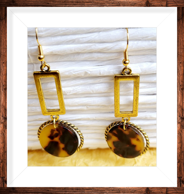 boucles d' oreilles  crochets dorés