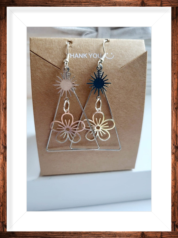boucles d' oreilles   crochets argentées(possibilité de recommander  légèrement differente))