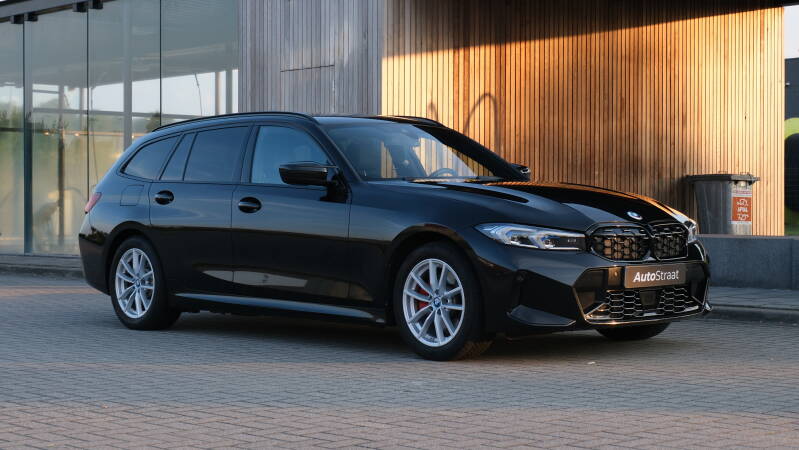 BMW 330e M-Sport 2023 Importeren uit Duitsland