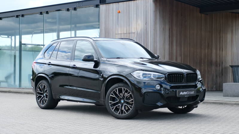 BMW X5 xDrive35i 2017 AutoStraat Auto importeren Emmen