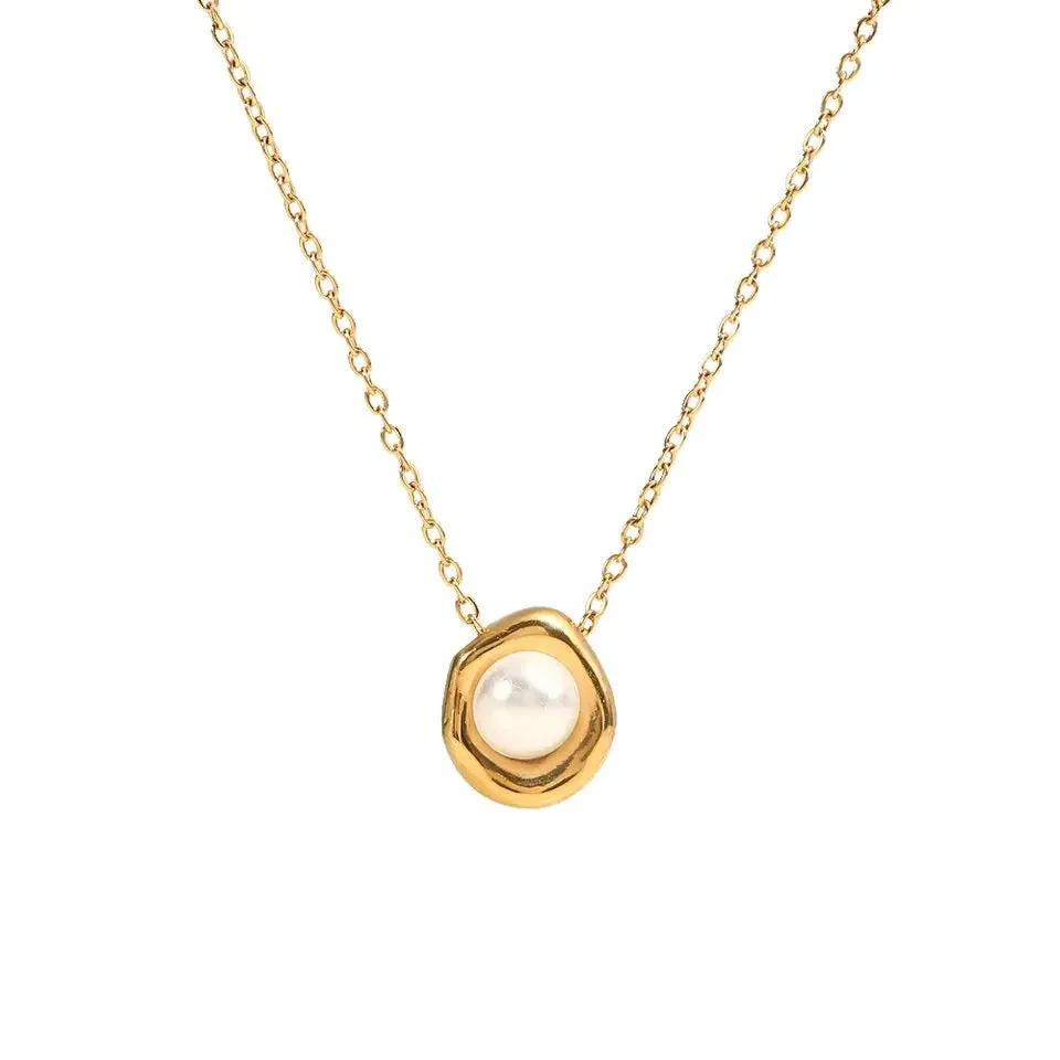 Be patient Necklace