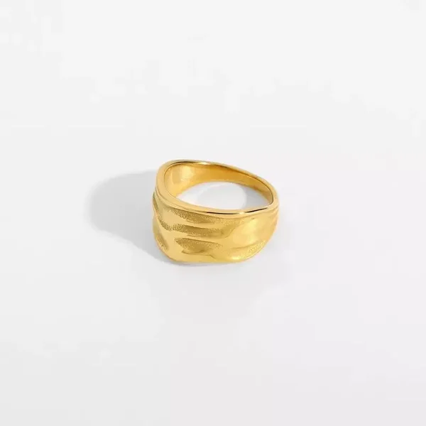 Gabriella Ring