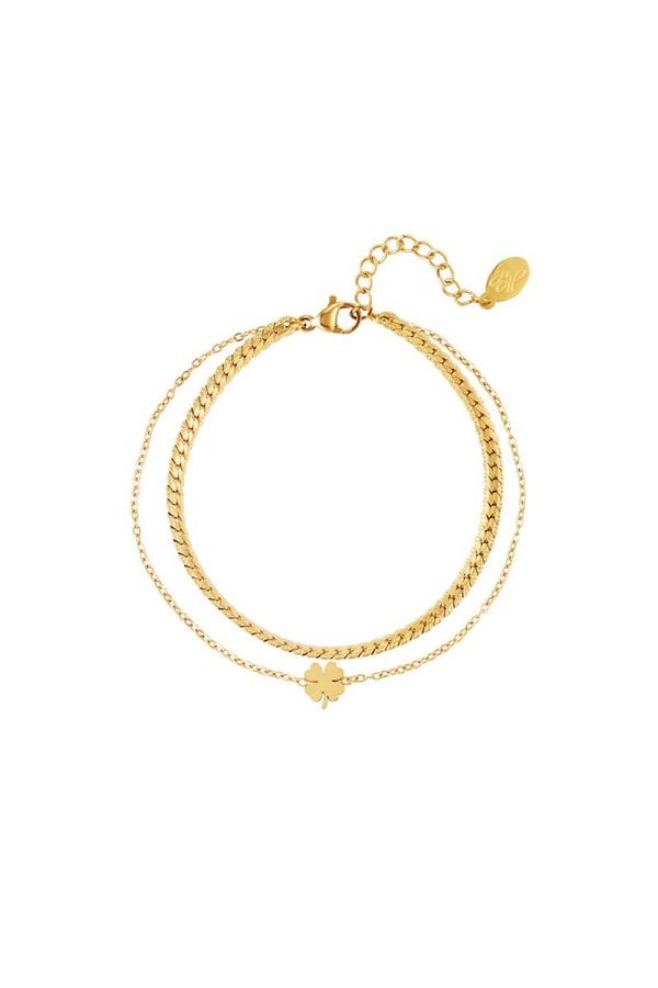 Clover Embrace Bracelet
