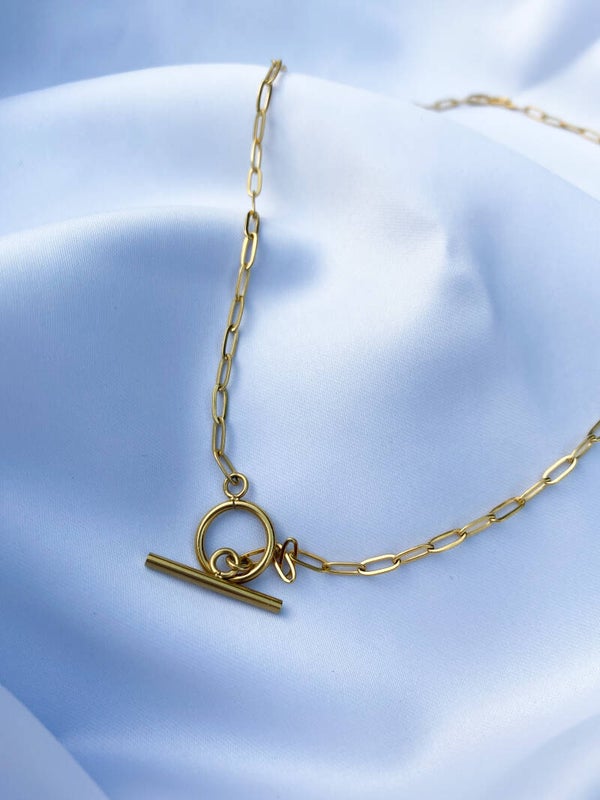 Closed Necklace Gold