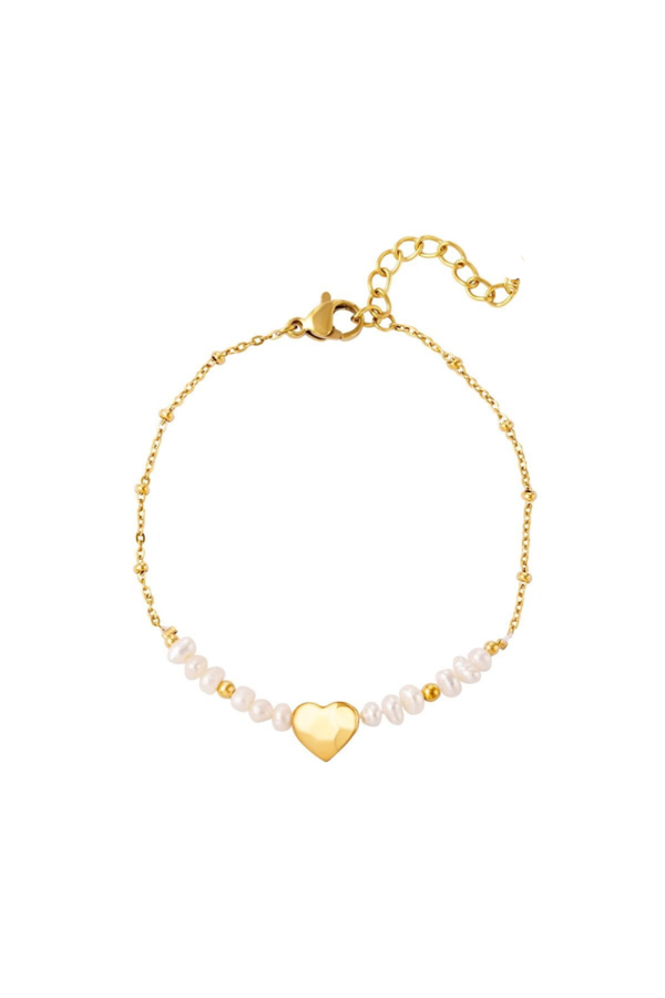 Heart and pearl bracelet