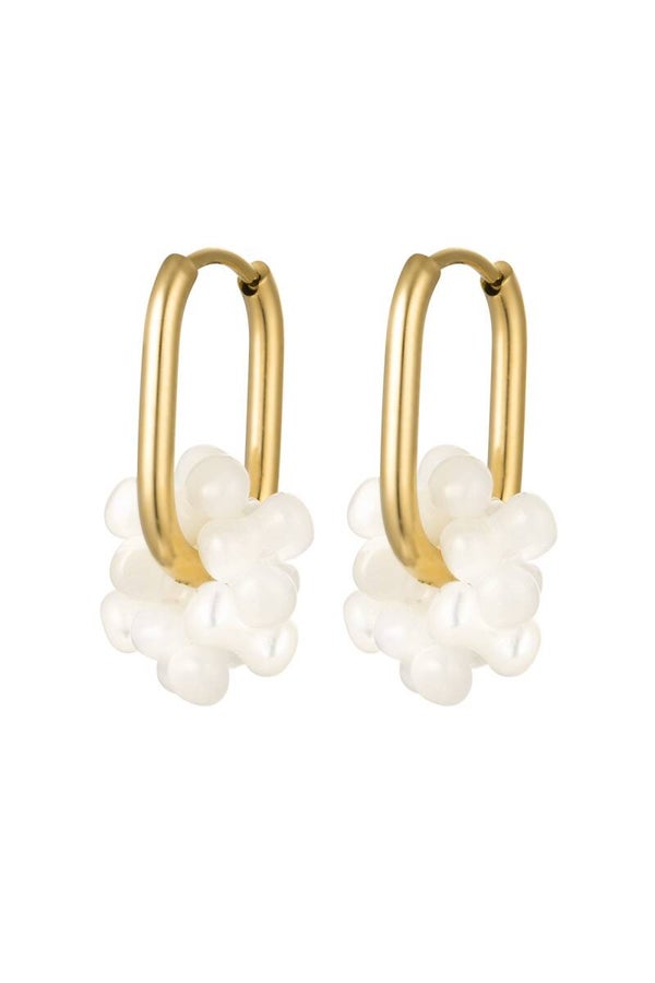 Flower pearl hoops