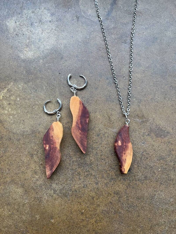 Setje oorbellen + ketting