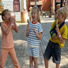 1000023576-standard.jpg