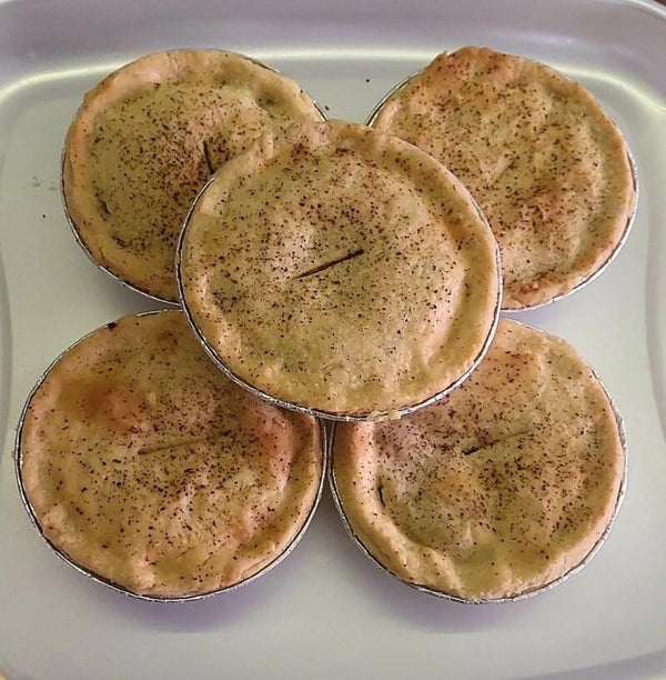Vegan Mince & Onion Pie - Pastry Top