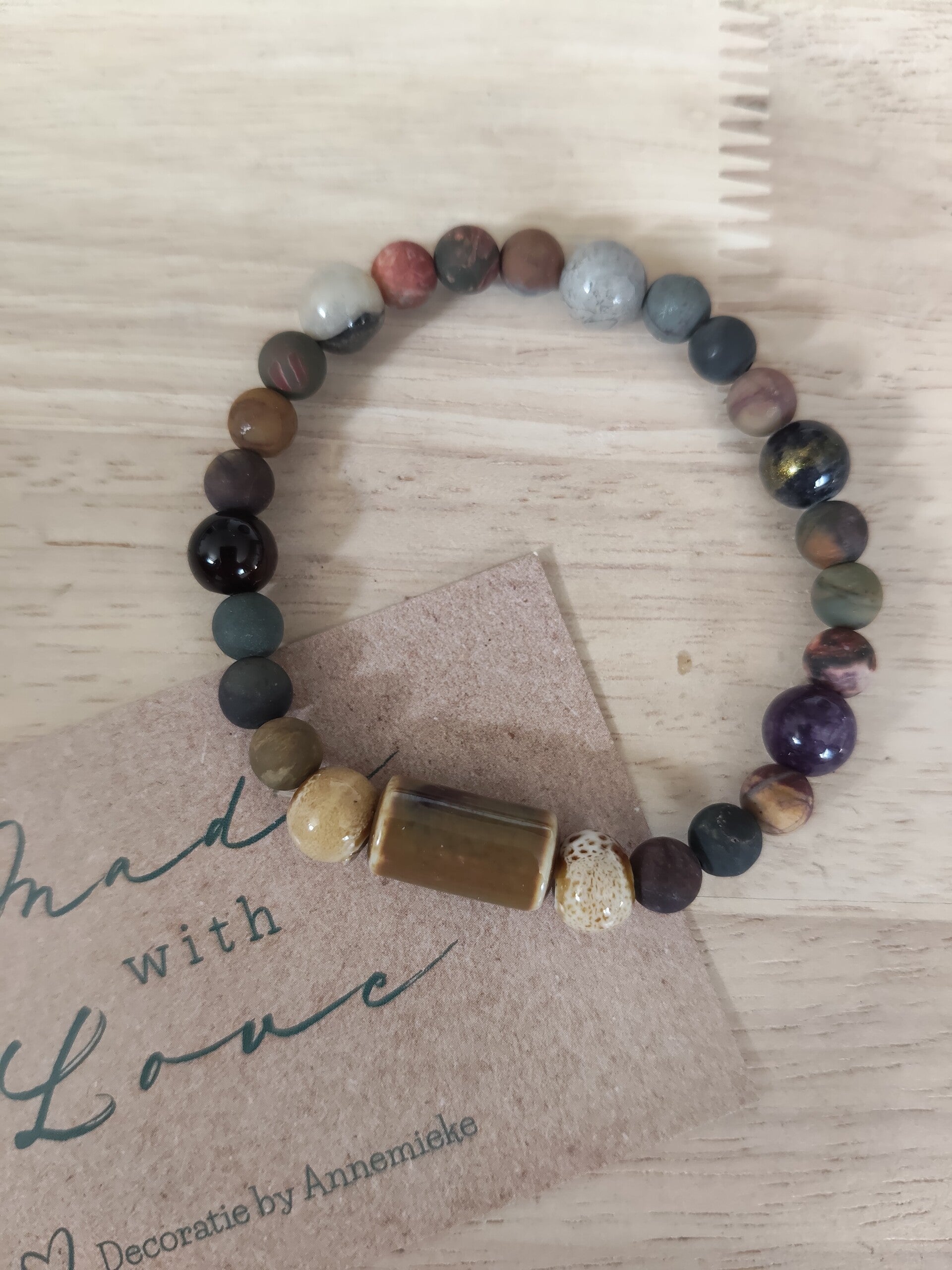 Armbandje mt 16