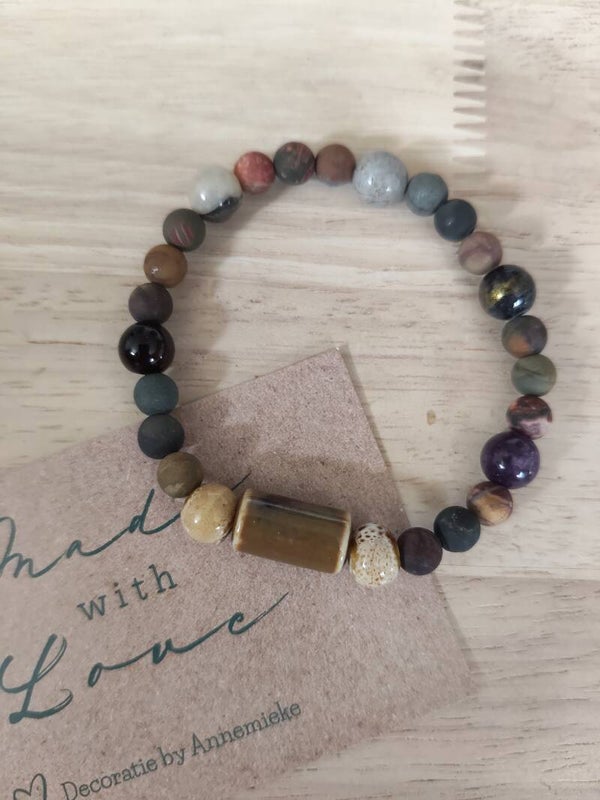 Armbandje mt 16