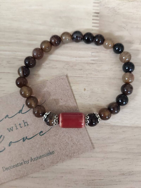 Armbandje mt 18, 5