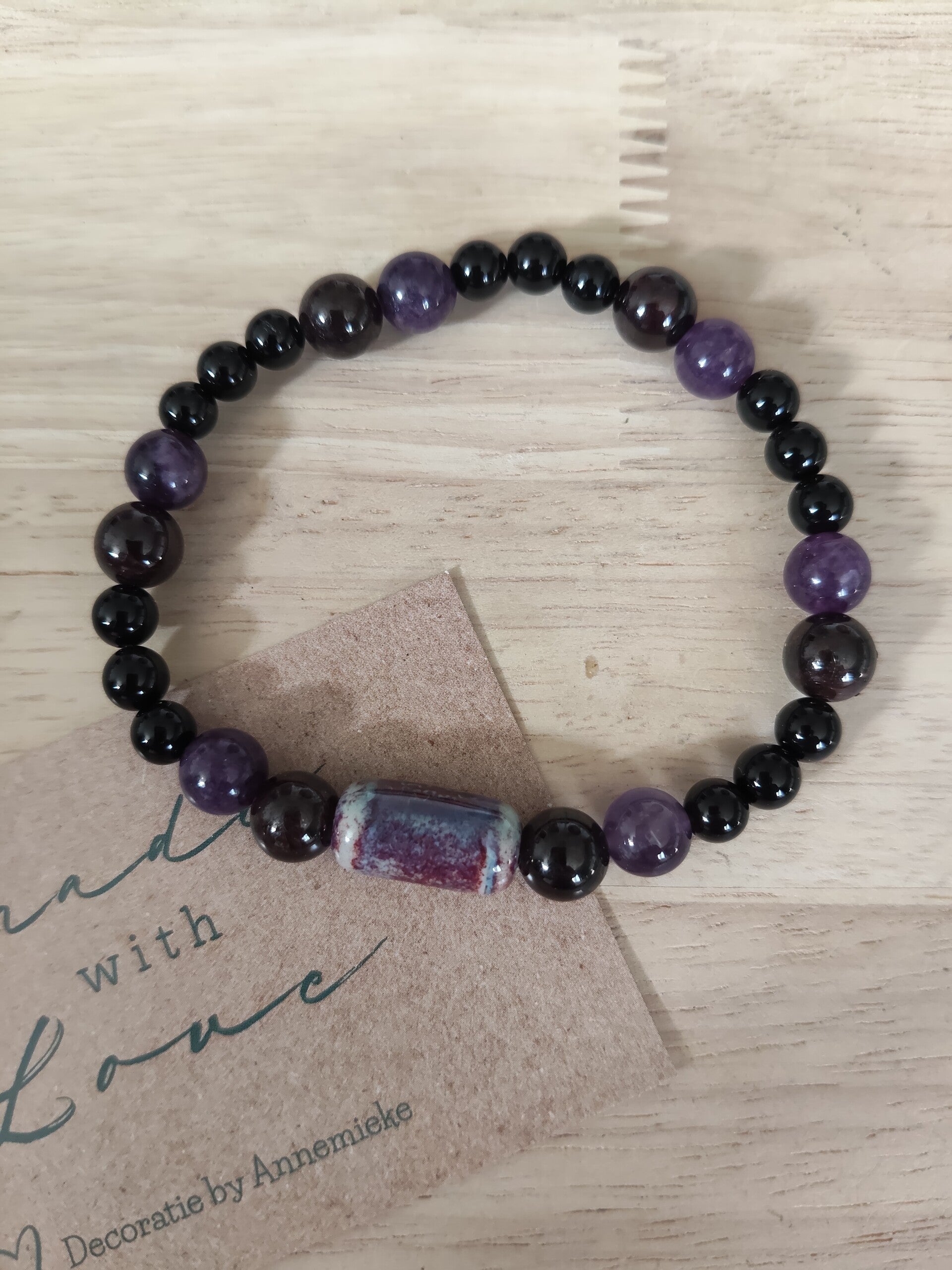 Armbandje mt 18, 5