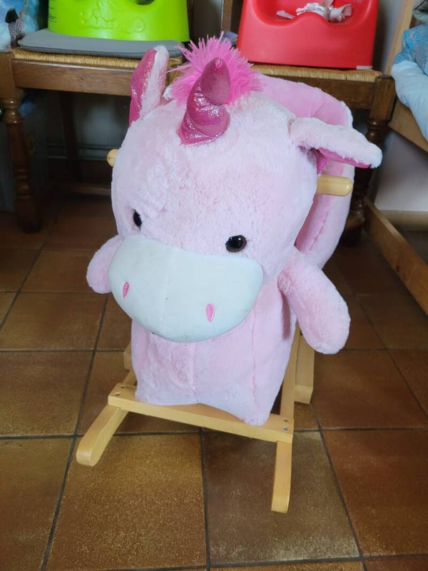 Licorne à bascule